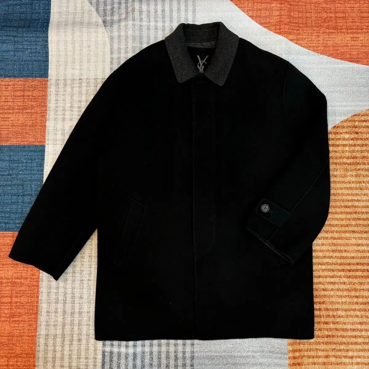 【雷市場（ポンジャン）商品韓国直送】 YVES SAINT LAURENT(イヴ・サンローラン) ウール ハーフコート L ジャケット （ nj21