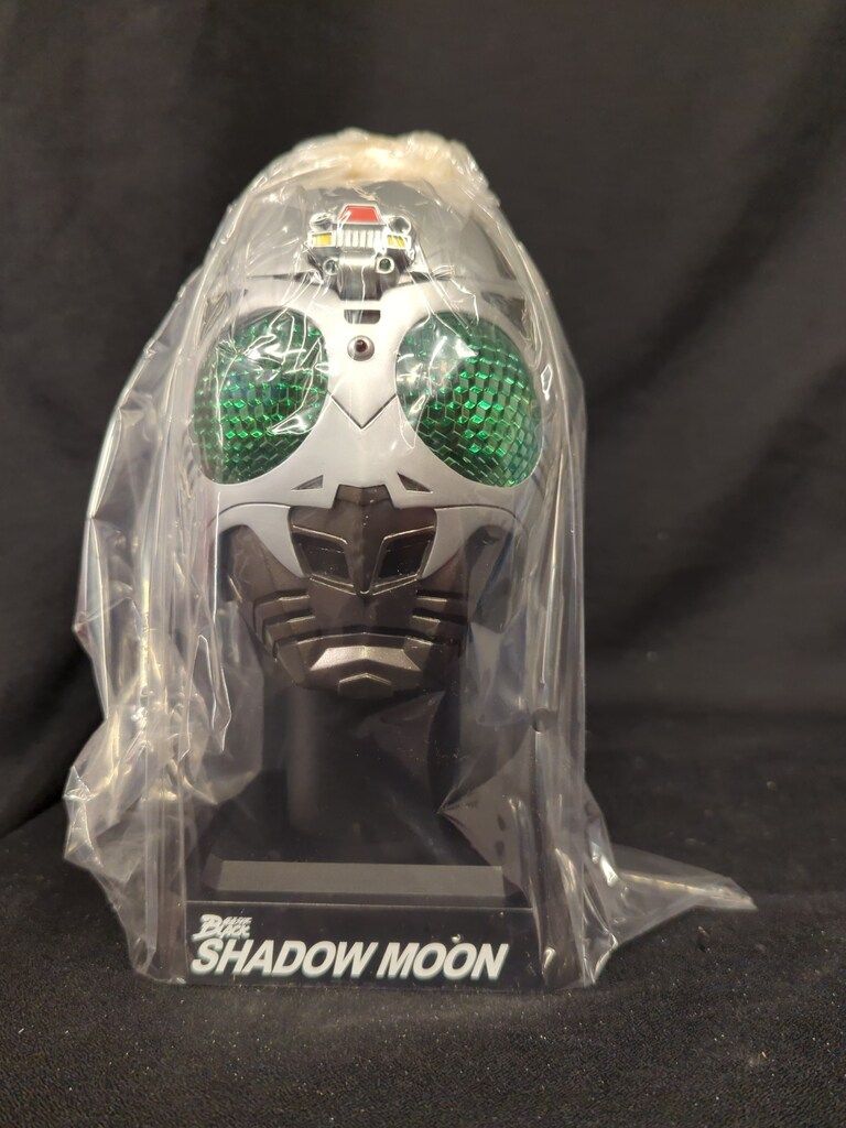 バンプレスト 世紀王シャドームーン編 ライダーマスクディスプレイ