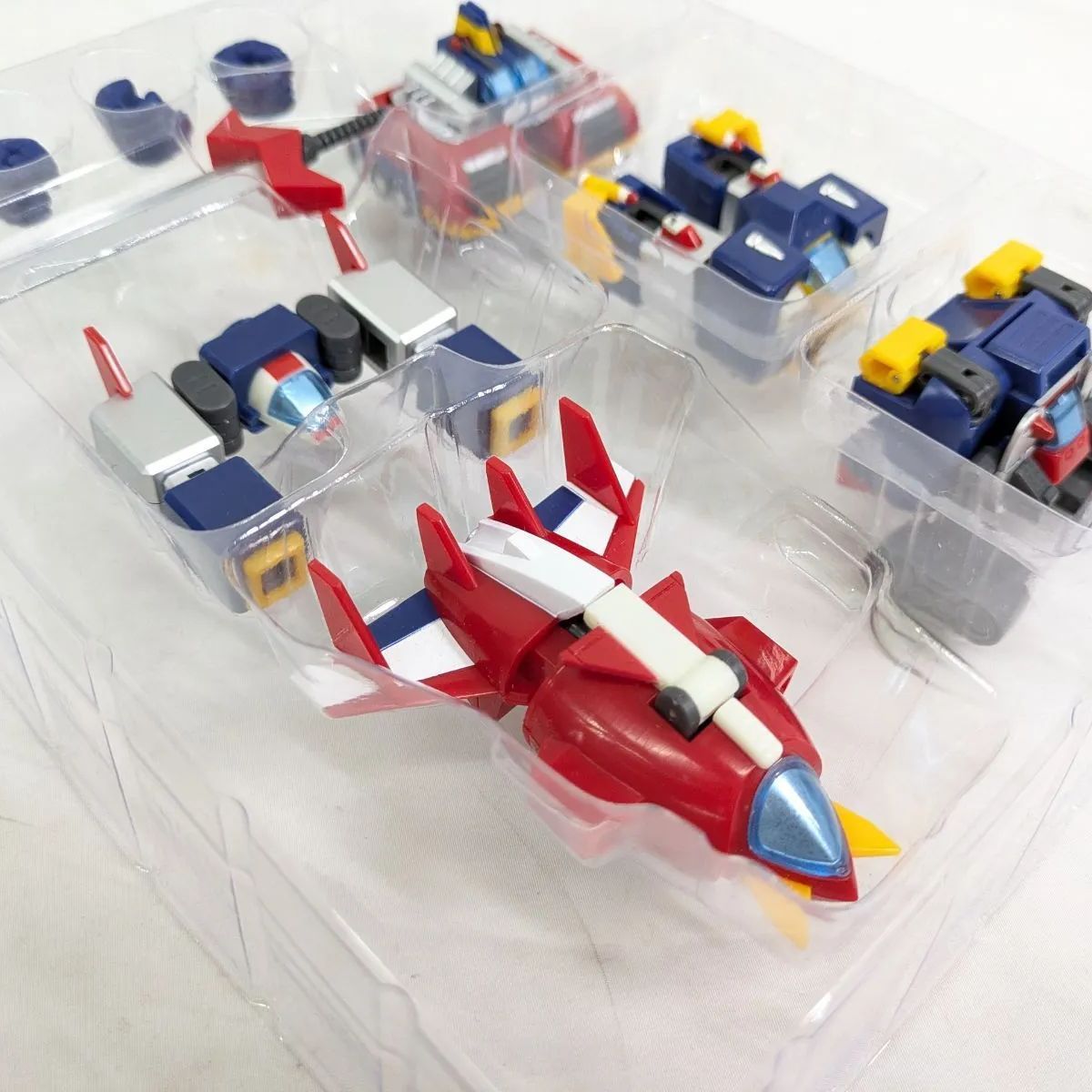 アクショントイズ ミニディフォルメ 超電磁マシーン ボルテスV Amazon.co.jp: ACTION TOYS ミニディフォルメシリーズ ボルテスV