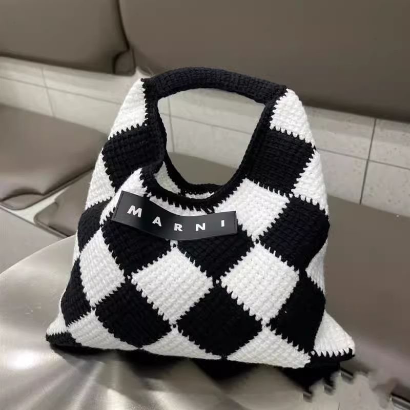 MARNI マルニ マーケット スモールニットバック ダイアモンド 
