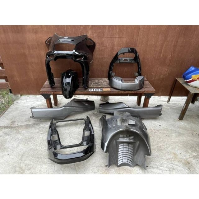 L BR01638 マジェスティ250SV SG01J 外装カウルセット アッパー サイド フェンダー リア SG01J-004 4HC 黒 グレー