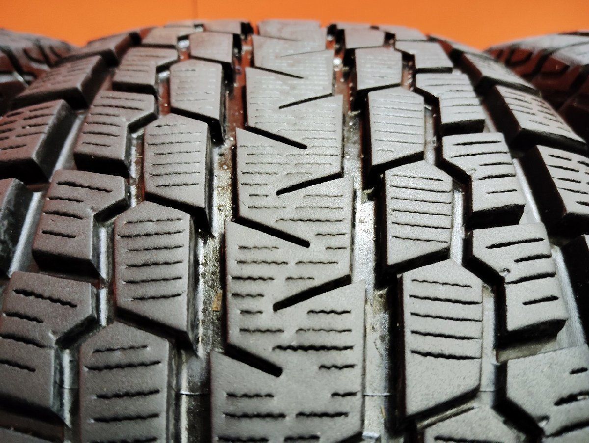225|70R16