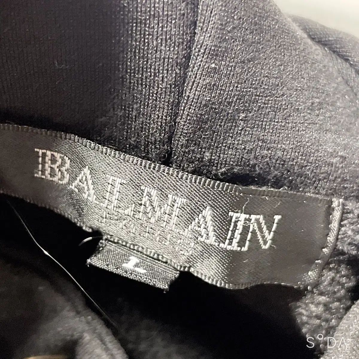 ☢ BALMAIN