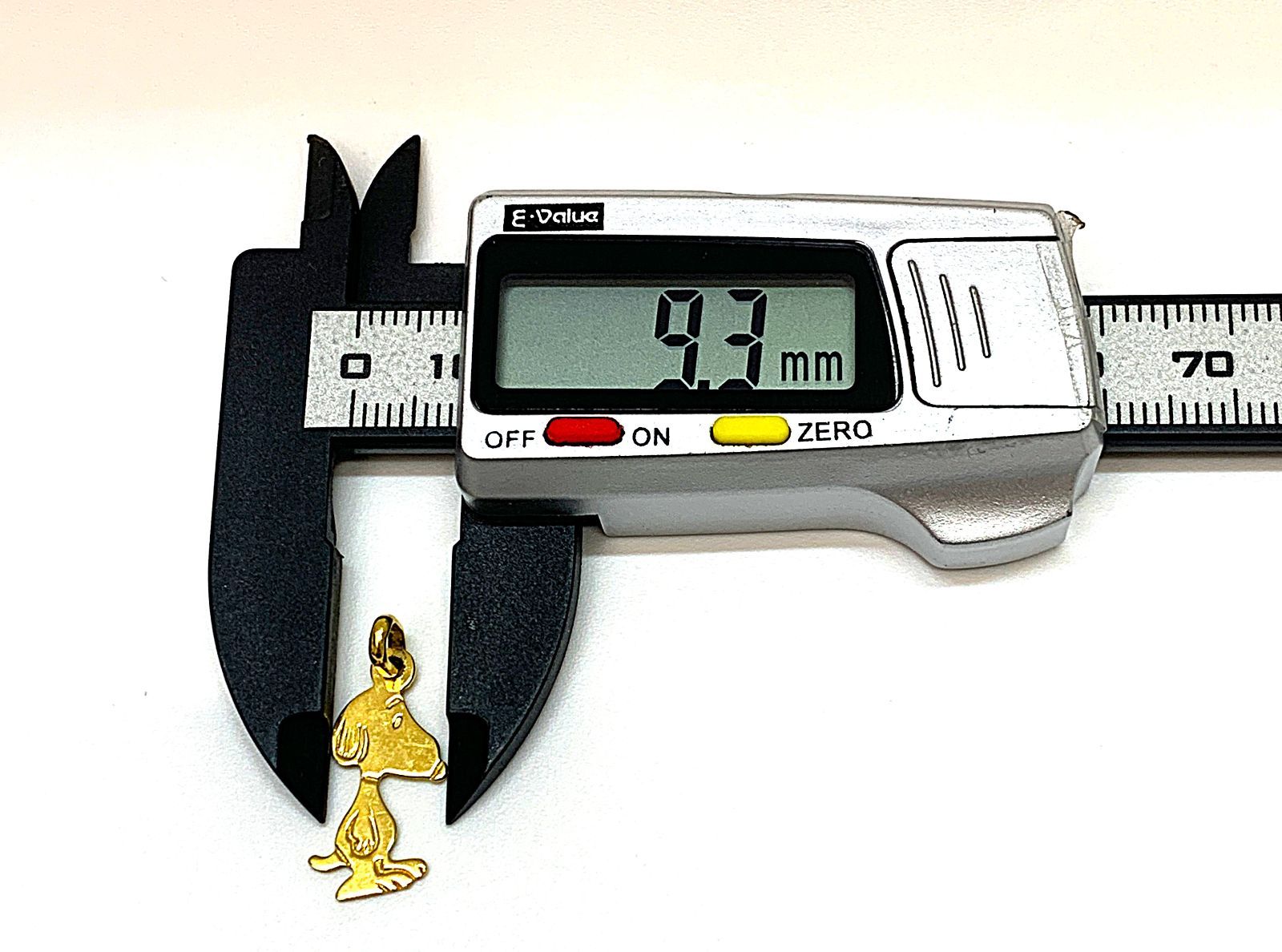 K18スヌーピーペンダントトップ SNOOPY ピーナッツ スヌーピー グッズ ウッドストック K18