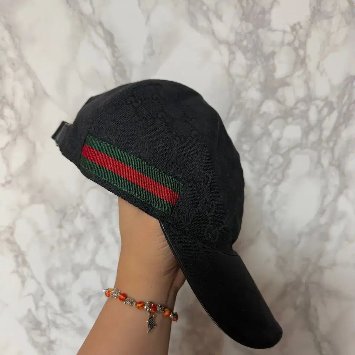 m GUCCI グッチ ボールキャップ ブラック