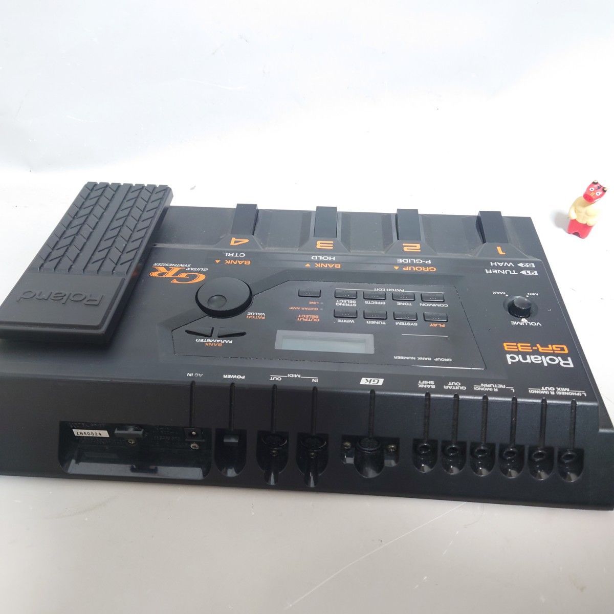 RolandローランドGR-33ギターシンセ/GK-2Aピックアップジャンク