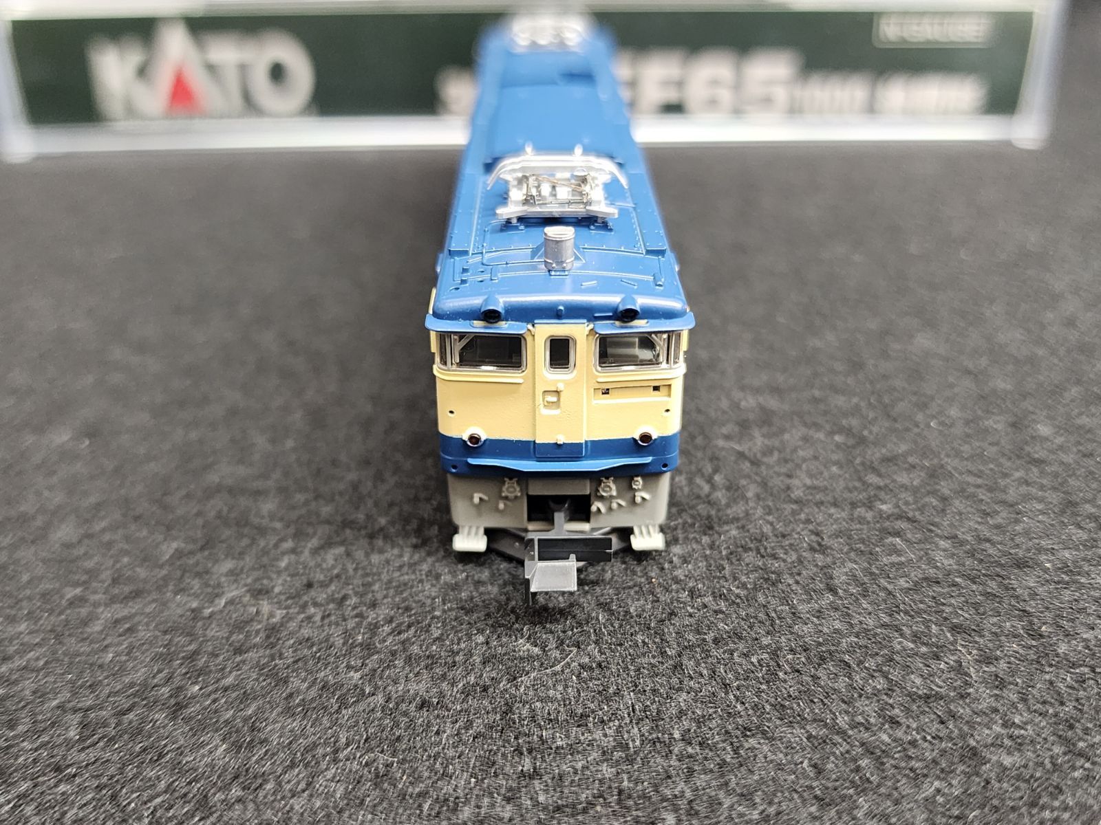 KATO Nゲージ 3019-3 EF65 1000後期型 3019-3 国鉄(JR東日本・西日本)EF65形1000番台後期形 直流電気