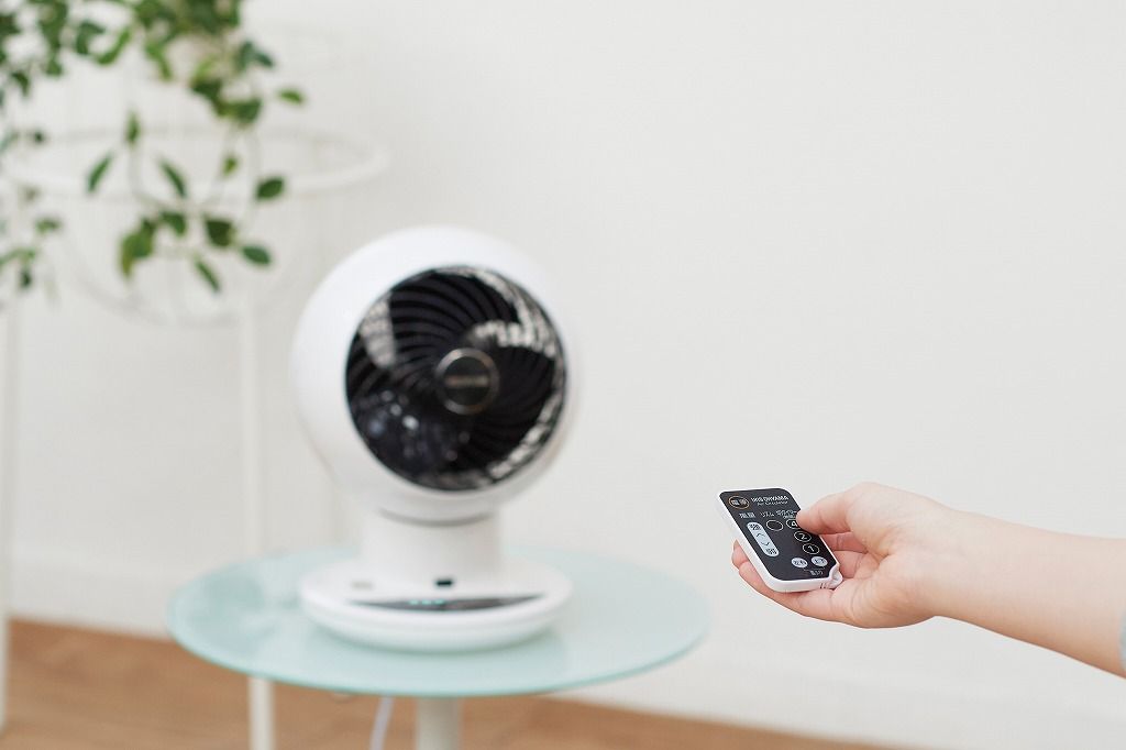 18畳 上下首振り