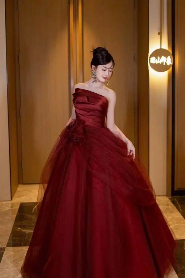 フォトウェディングやお色直しにも