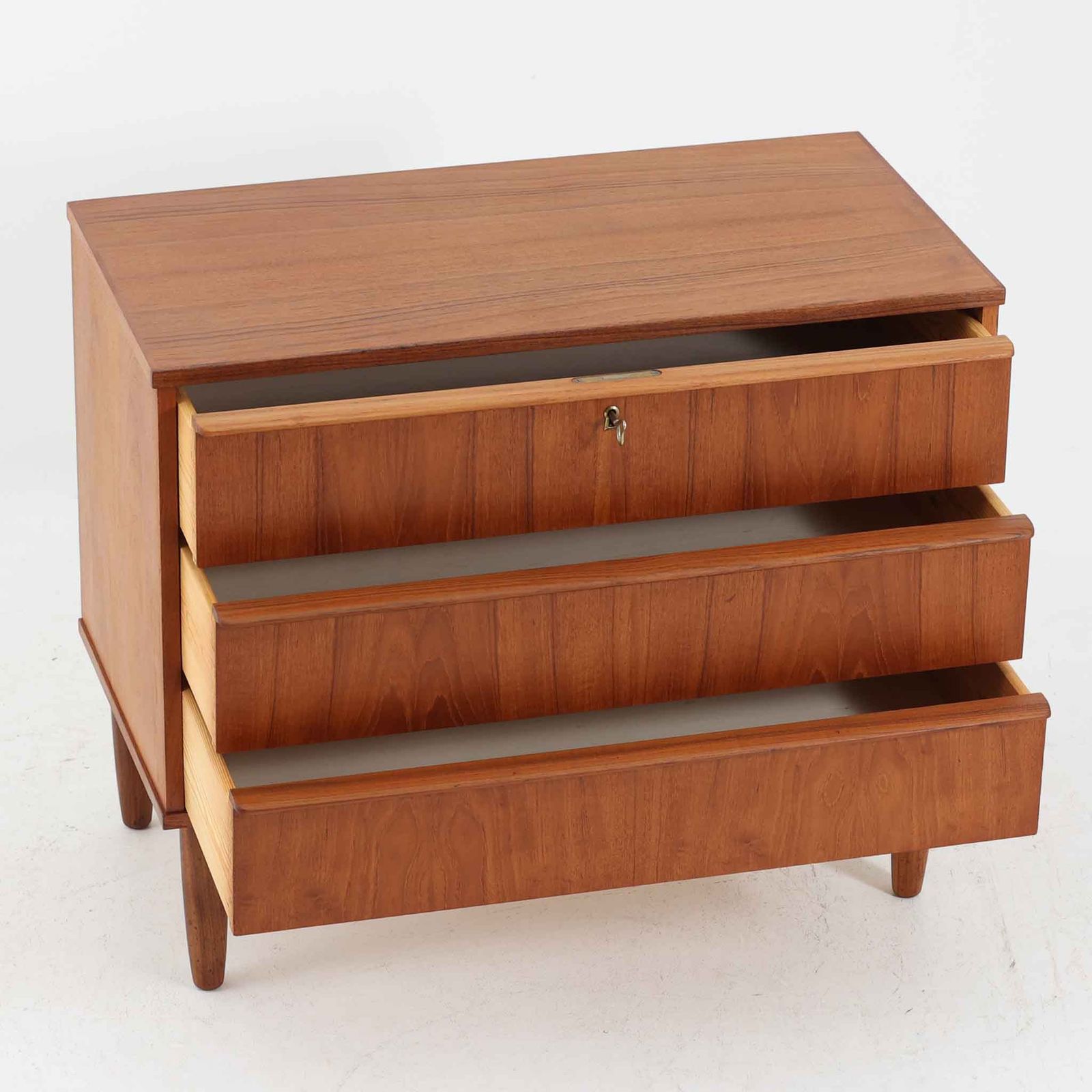 3段チェスト 大きめ チーク 幅77cm デンマーク製 北欧ビンテージ家具 北欧家具 木製 チェスト 収納家具 サイドチェスト DK18599 WWW_SUPERTOOLSSHOP_NL