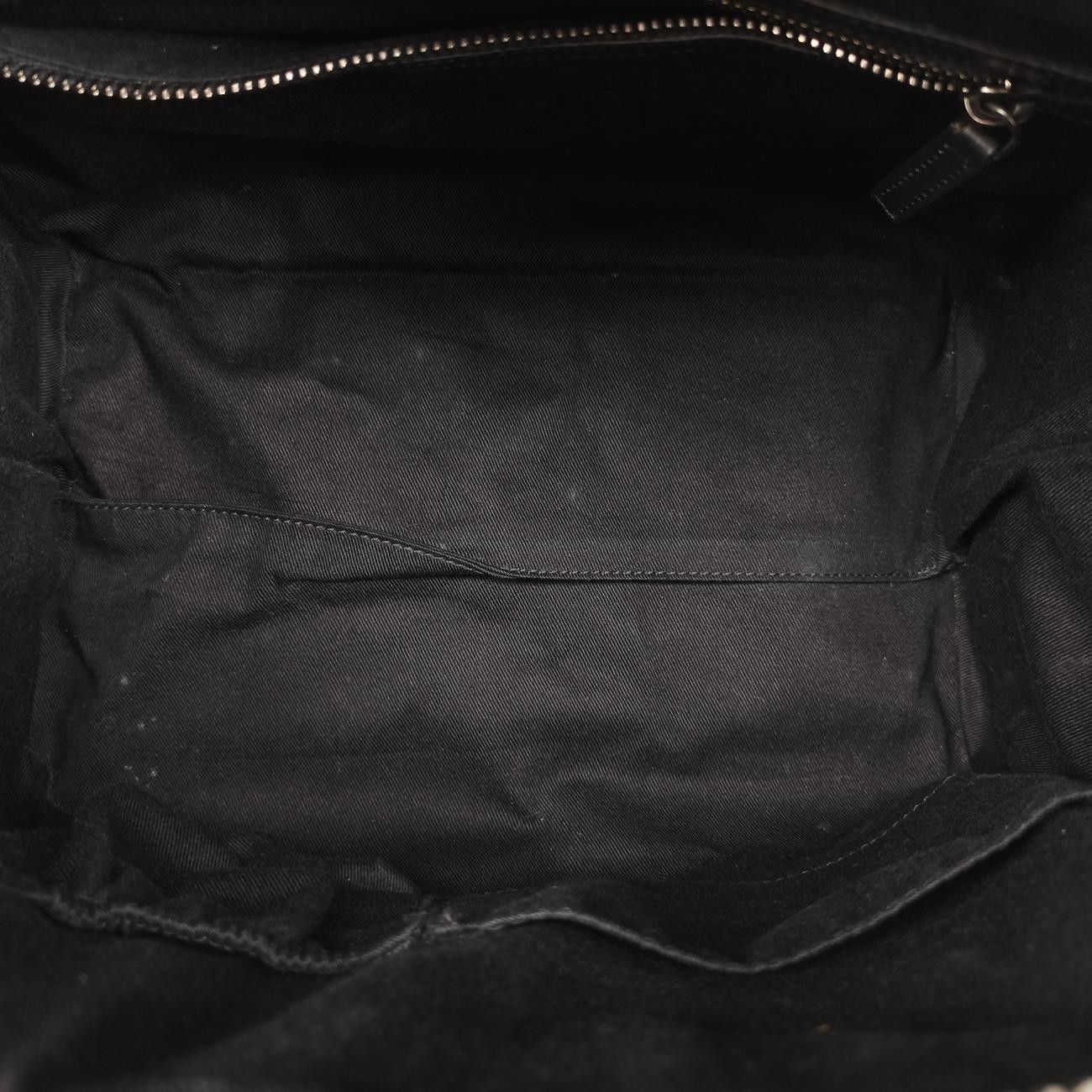 ジバンシーGivenchyアンティゴナグリーンレザー3C0182