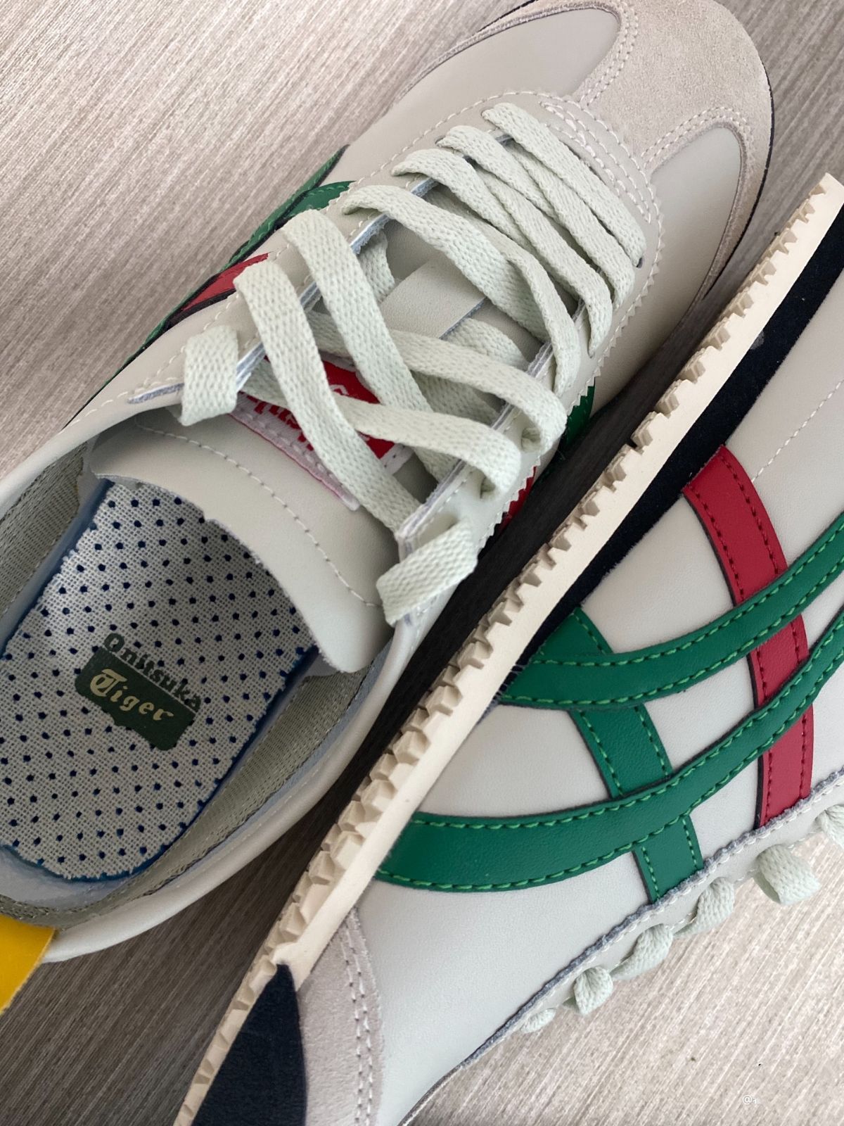 新品未使用　onitsuka tiger スポーツスタイルシューズ 新品未使用 Onitsuka Tiger（オニツカタイガー） MEXICO 66