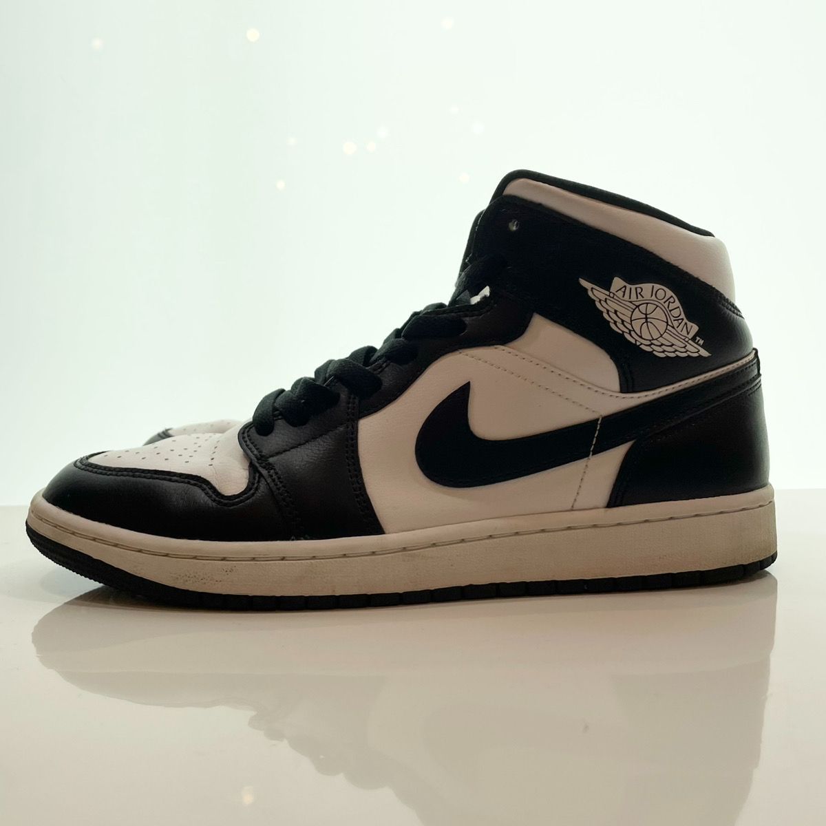 エアジョーダン1 ミッドパンダWMNS AIRJORDAN1 MID