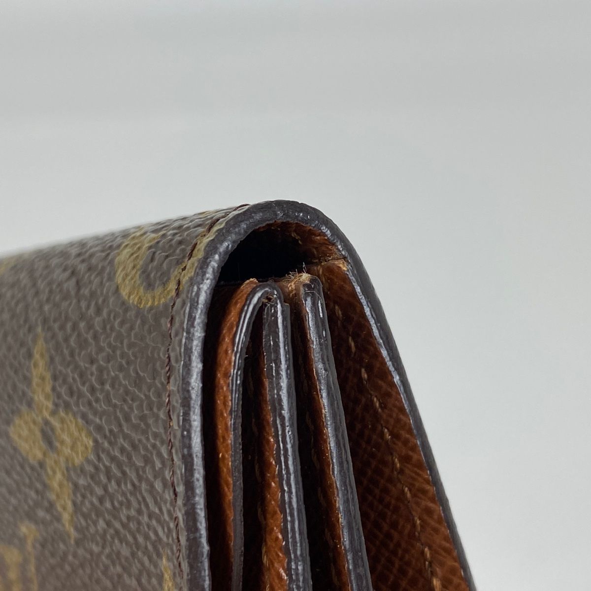 ルイ・ヴィトン Louis Vuitton ポルト モネ グゼ 小銭入れ