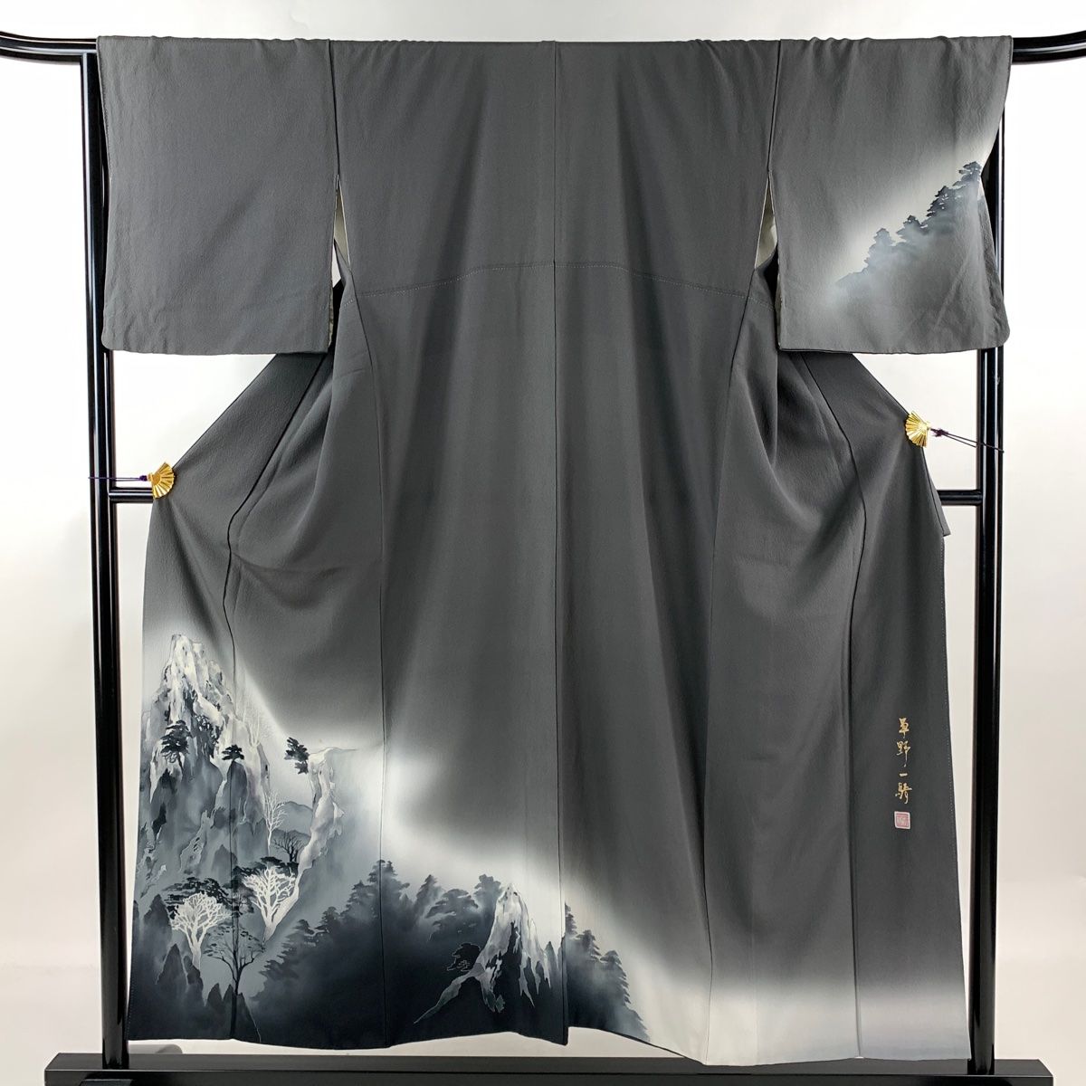 ★専用★美品 訪問着 草野一騎 グレー濃淡 身丈155cm 裄丈64cm ☆専用☆美品 訪問着 草野一騎 グレー濃淡 身丈155cm 裄丈64cm