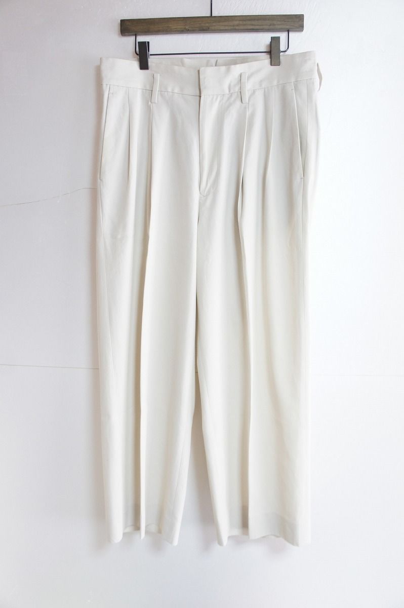 定番 22SS URU ウル コットン ギャバジン タック パンツ 1124O▲ 美品20SS URU ウル COTTON GABARDINE 2TUCK PANTS 20SCG08