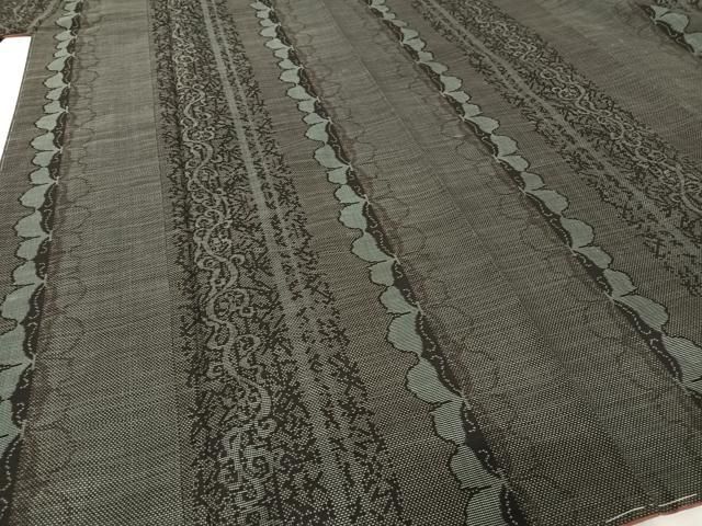 平和屋着物●本場大島紬　純泥染　手織　9マルキ　蝶唐草間道　証紙付き　正絹　逸品　未使用　AAAV9081np 平和屋着物○本場大島紬 純泥染 手織 9マルキ 蝶唐草間道 証紙付き