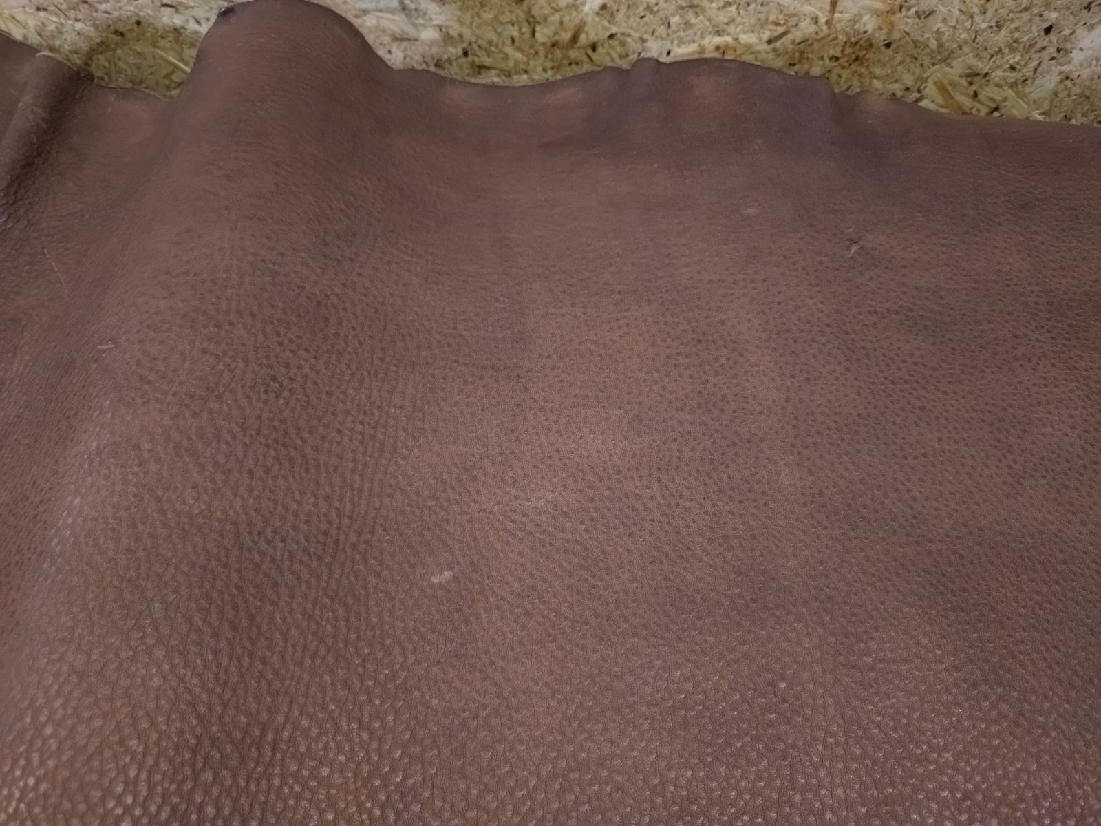 ヌメ革シュリンク