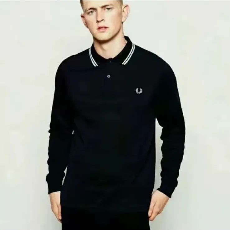 新品未使用】 FRED PERRY フレッドペリー 黒 長袖ポロシャツ - メルカリ