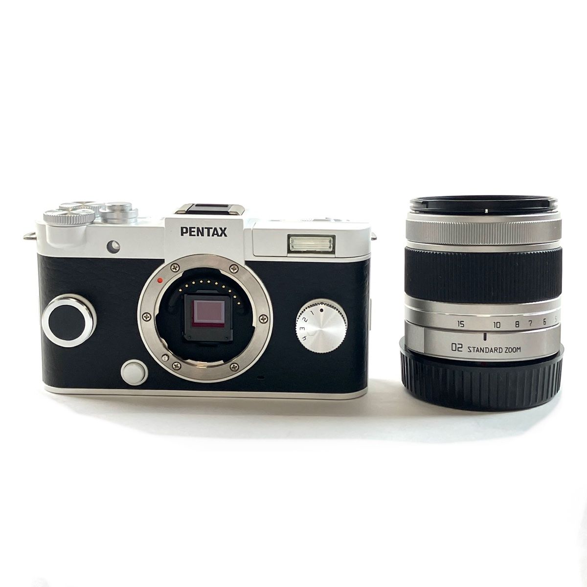 ペンタックス(PENTAX) ミラーレス一眼 Q-S1 Wｽﾞｰﾑｷｯﾄ ｼｬﾝﾊﾟﾝ