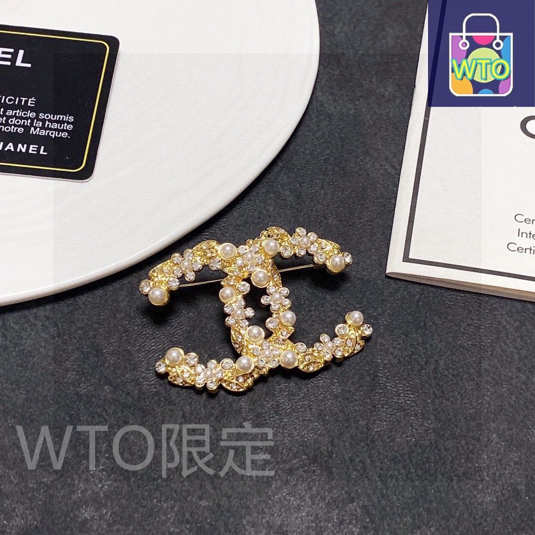 入荷情報♪ CHANEL ブローチ 今日特価】Chanel シャネル 新入荷 ブローチ - メルカリ