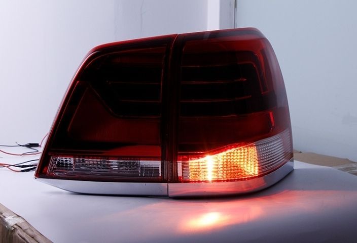 2007－2015年 テールランプ