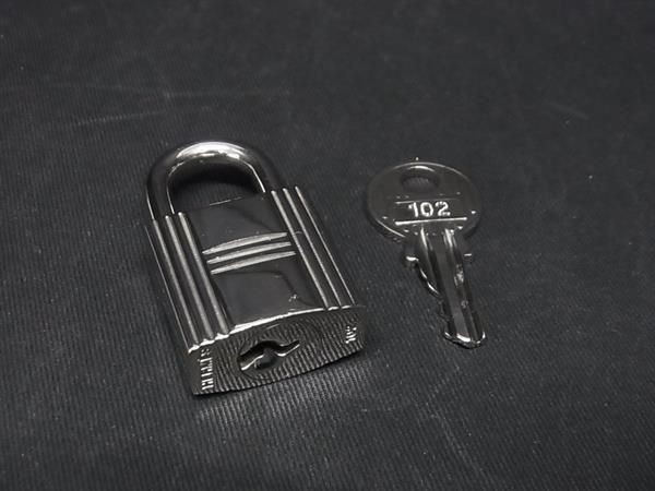 □美品□ HERMES エルメス カデナ 南京錠 パドロック 102 鍵 キー