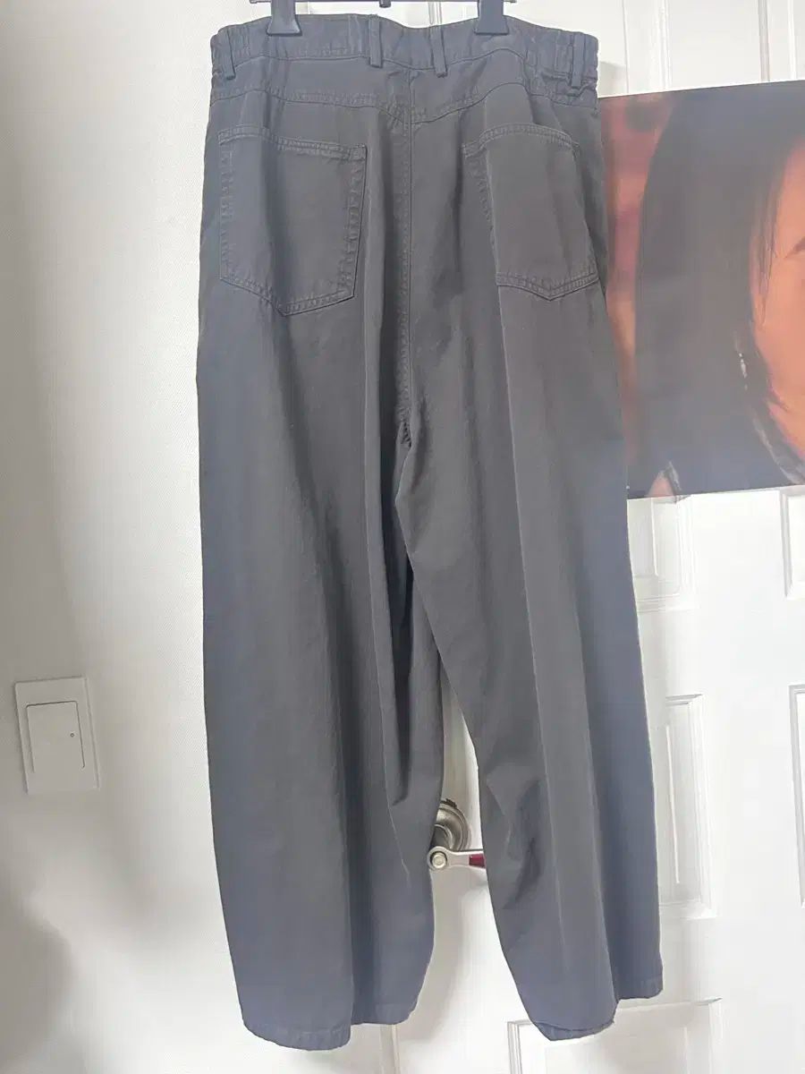 Years ago チャコール ライトウェイト コットン ドリル バルーン チノパンツ 2