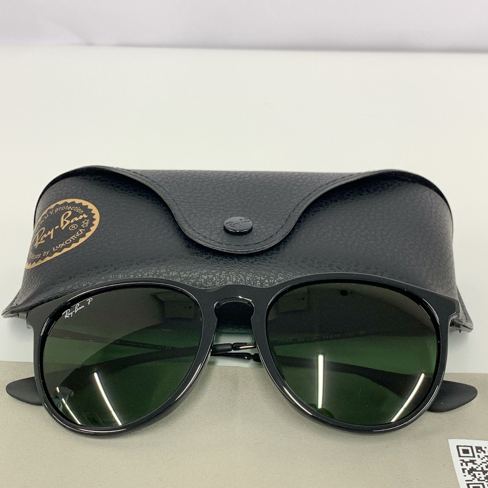 ￥Ray-Ban RB4171F ERIKA サングラス ブラック レンズ ブラックフレーム レイバン【ファッション】【1】