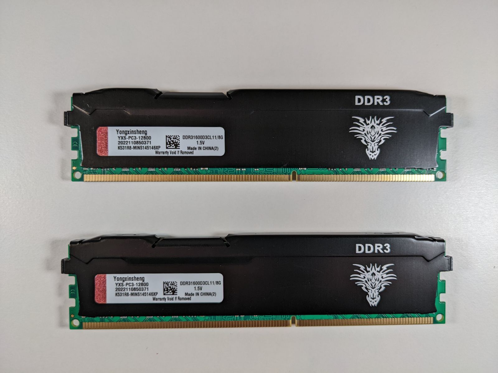 新品】PC用メモリ DDR3 1600 １６GB（８GB×２枚）ヒートシンク付 - メルカリ