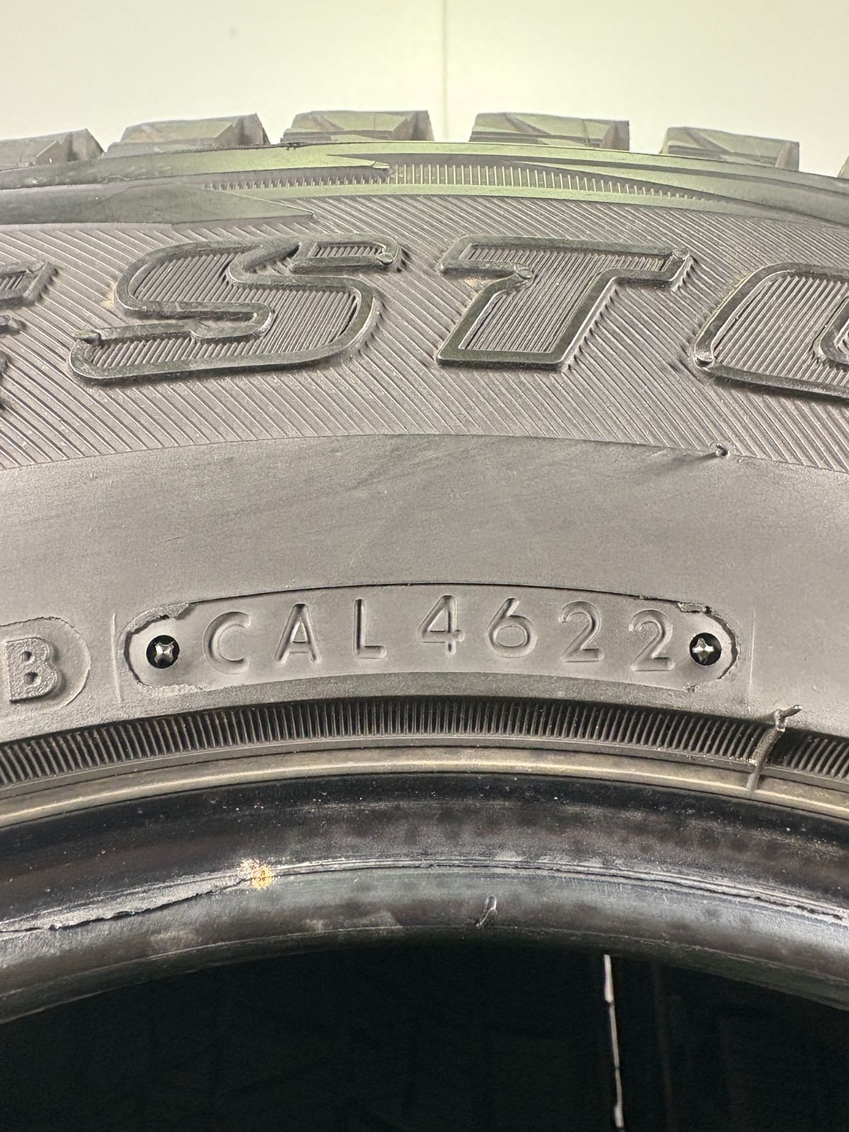 冬タイヤ スタッドレス