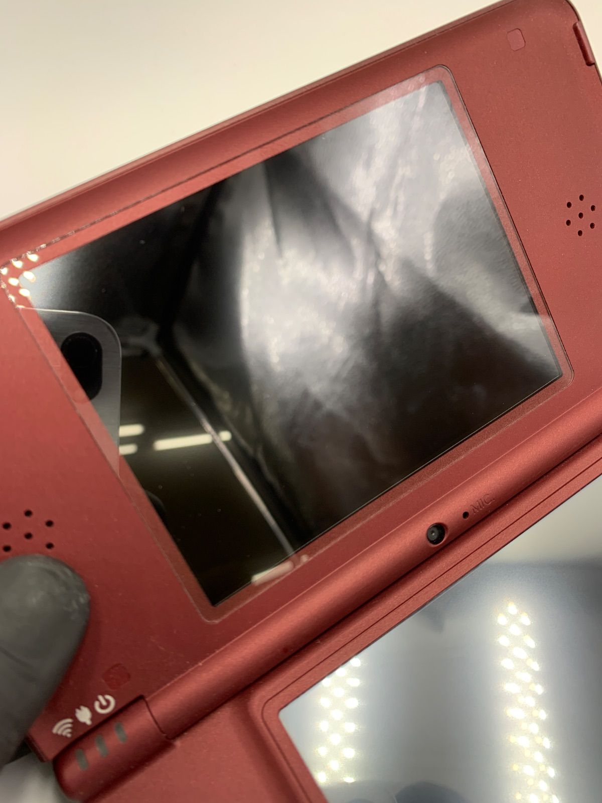 ニンテンドーDSi LL ワインレッド【メーカー生産終了】 dsill カラー