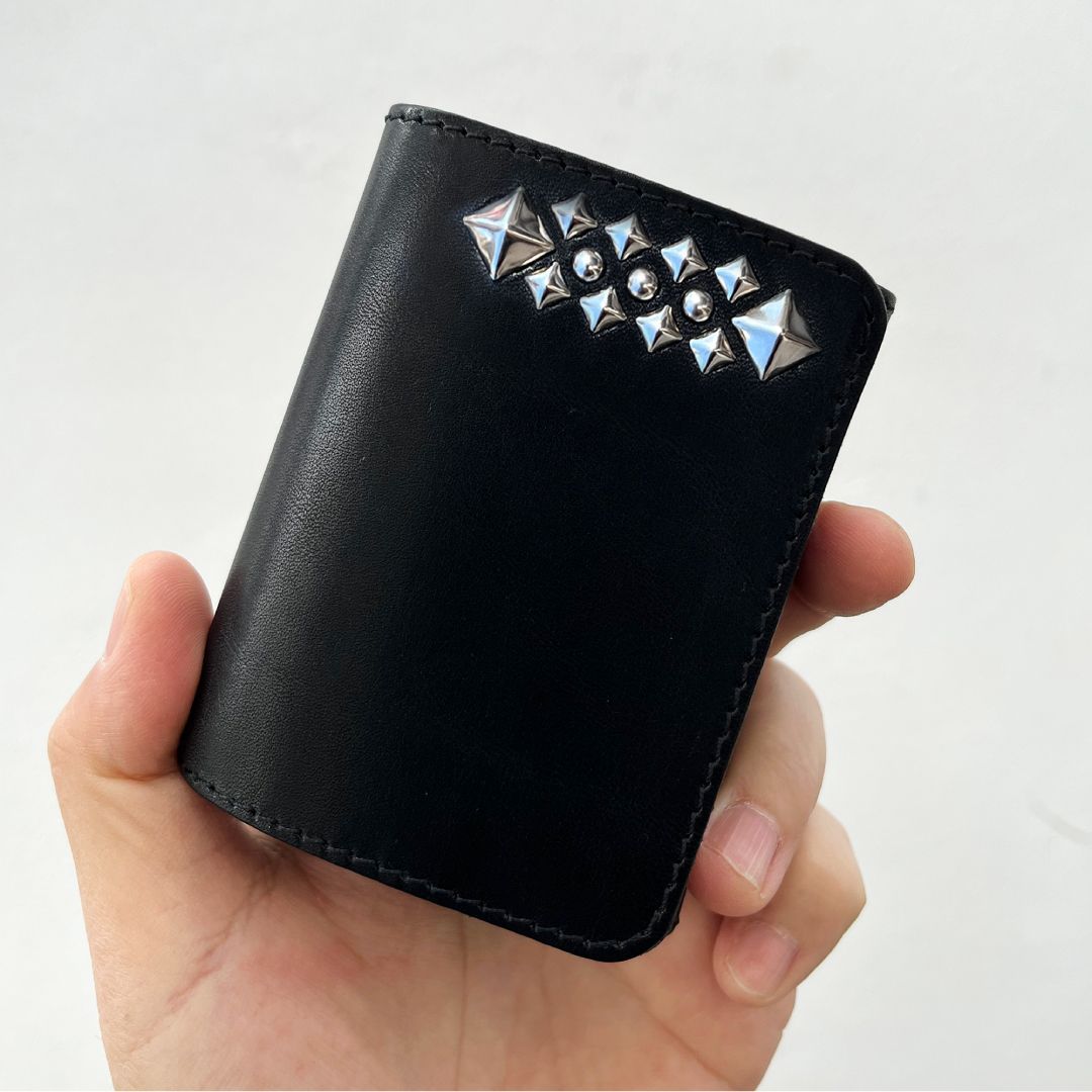 栃木レザー コンパクト財布 二つ折り財布 スタッズ財布 ミニ財布 新品 楽天市場】栃木レザー コンパクトウォレット タイプB スタッズ