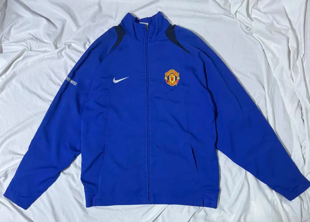 NIKE マンチェスターユナイテッド トラックジャケット 14298 NIKE