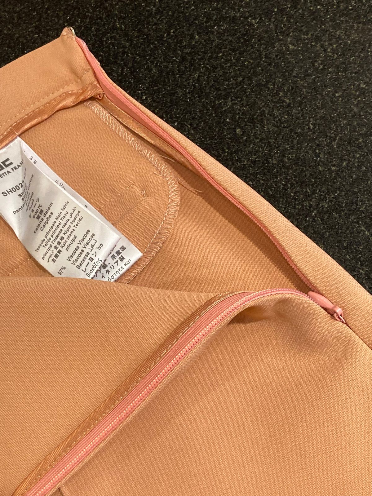 ショートパンツ