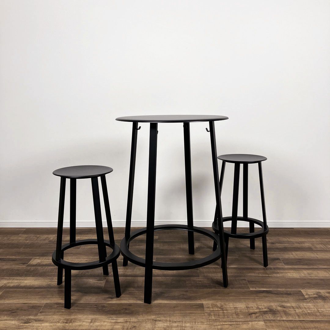 TABLE BLACK