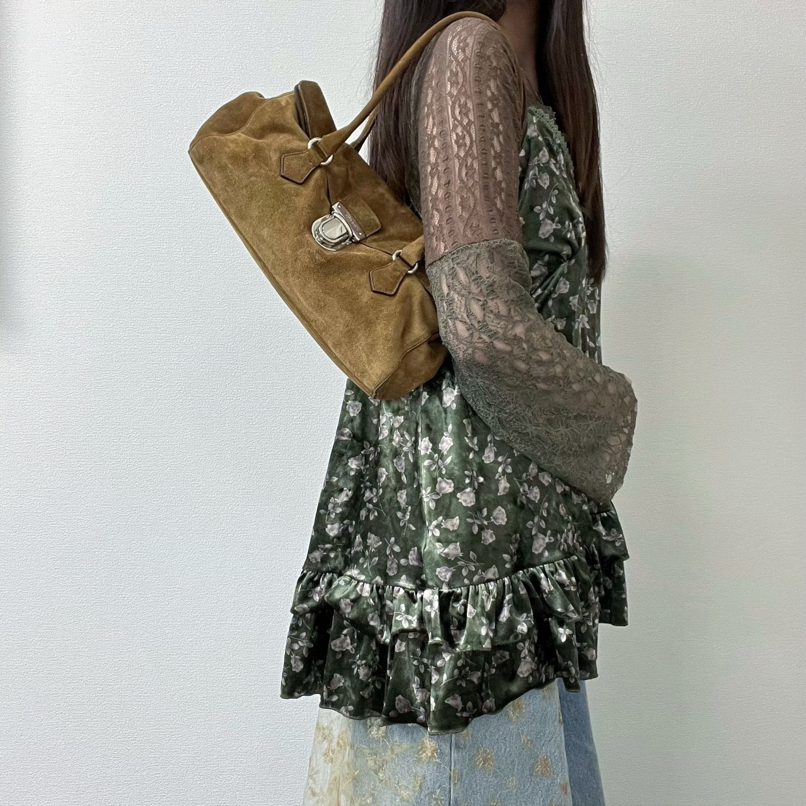 PRADA プラダ ハンドバッグ ショルダーバッグ 肩掛け 三角ロゴ ブラウン スエード ヴィンテージ レディース HIBUOCHI VINTAGE