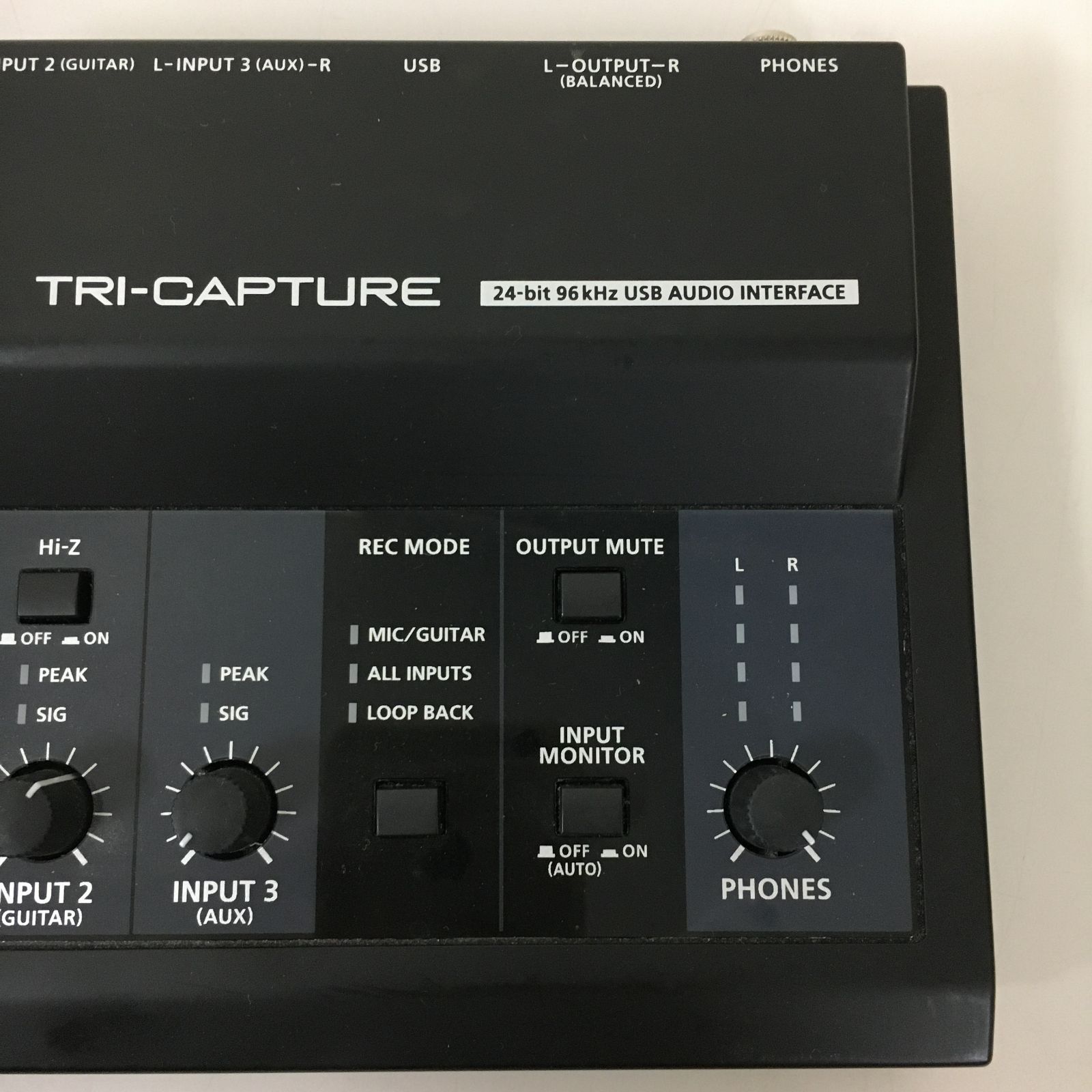 Roland オーディオインターフェイス TRI-CAPTURE UA-33 中古品【動作未確認ジャンク】【三沢-63-5】