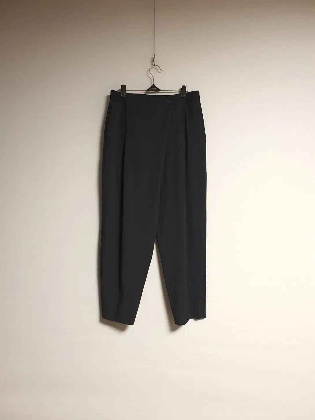 クホ KUHO ウエストゴム ピンタック バギー パンツ 66サイズ