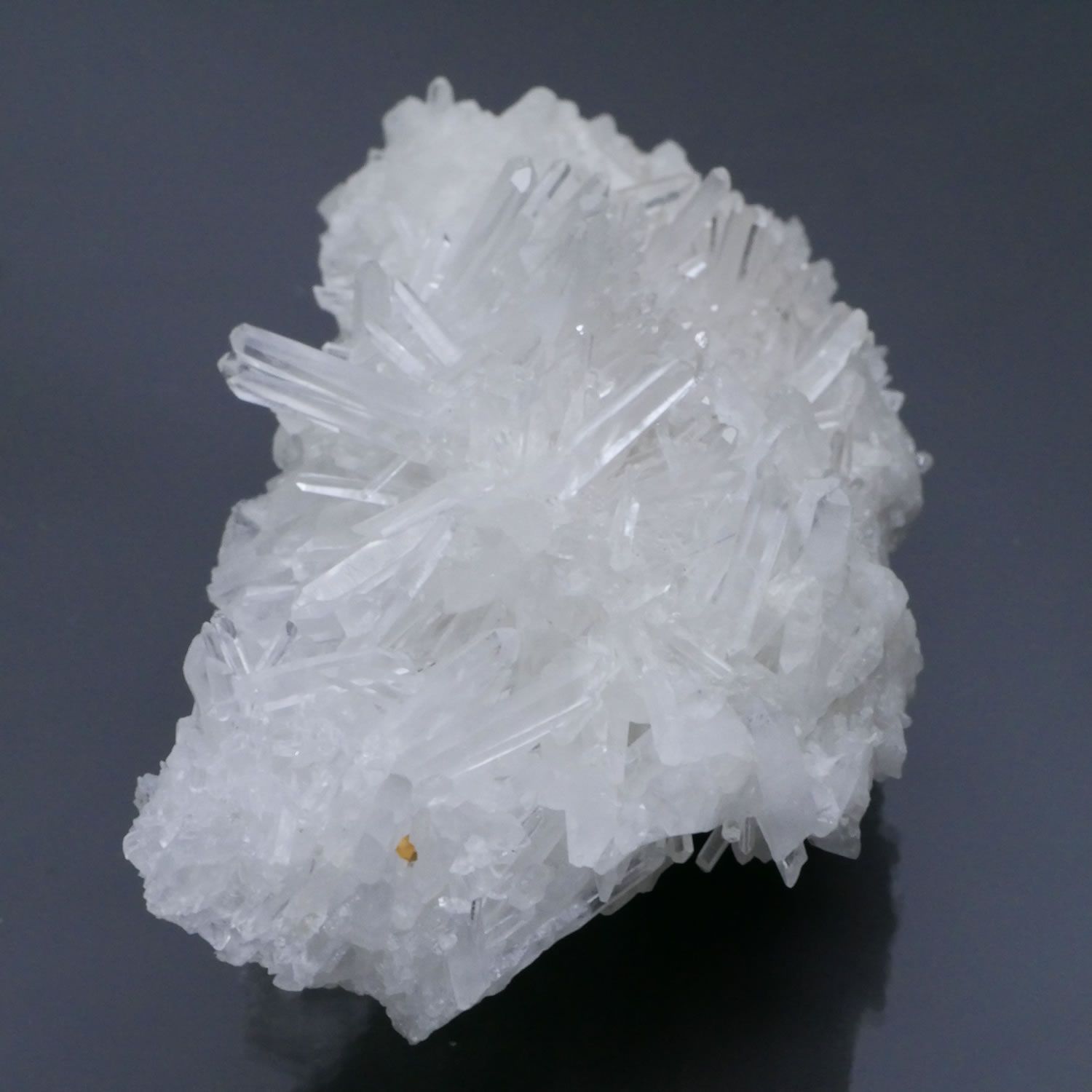 四川省産 菊花水晶 クラスター 1点物 約226g 天然石・置き物