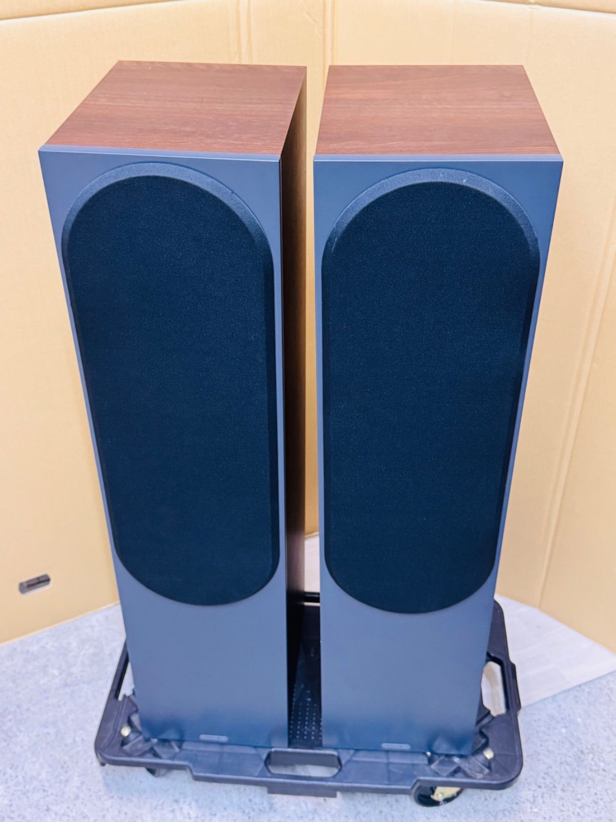 【新品未使用／片側1本】Monitor Audio Bronze 500-6G Monitor Audio/スピーカー/BRONZE 500-6G (ペア)のご紹介です。