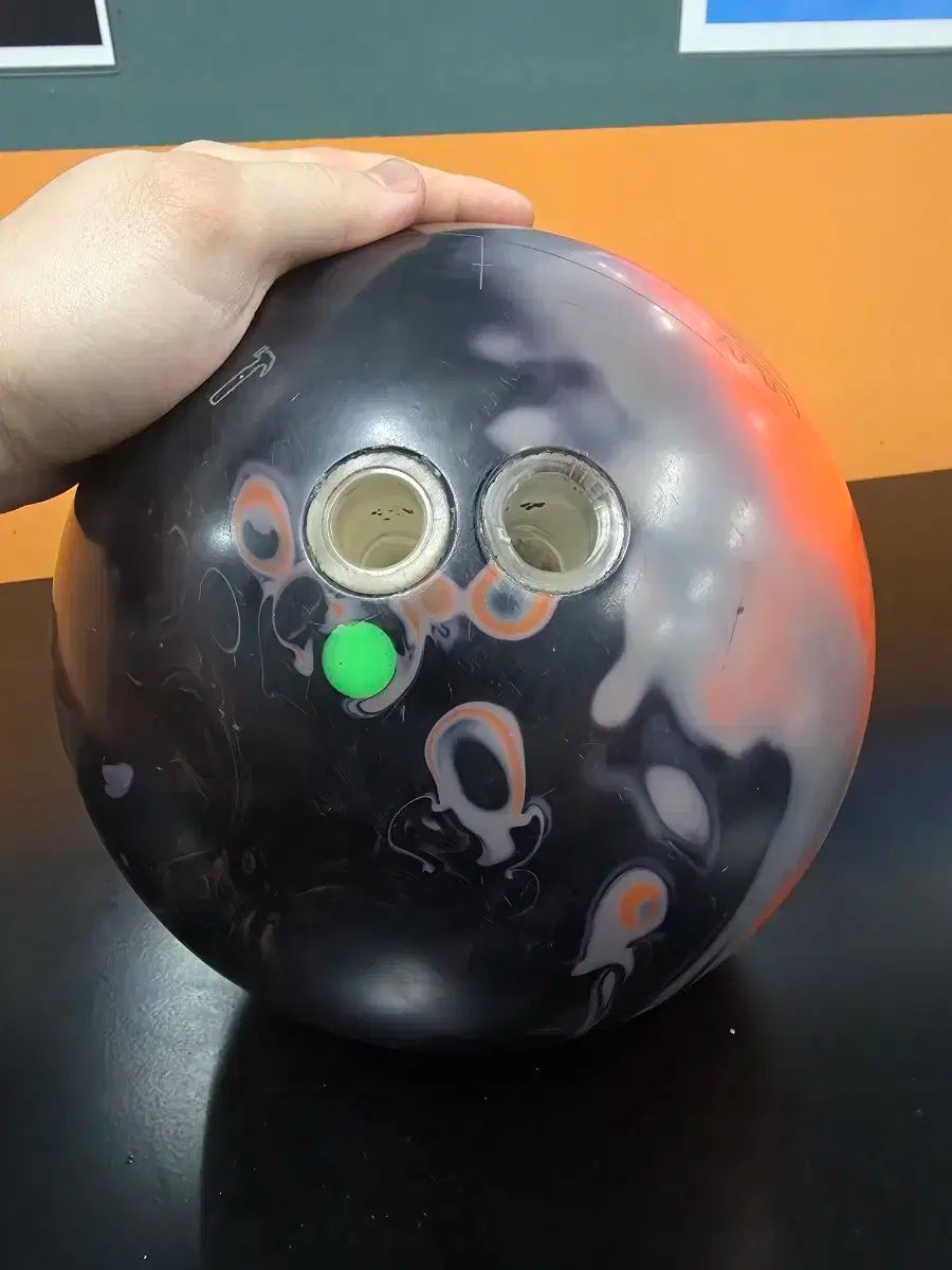 中古ボーリングボール 15 ポンド ゴーストロック or x7 - メルカリ