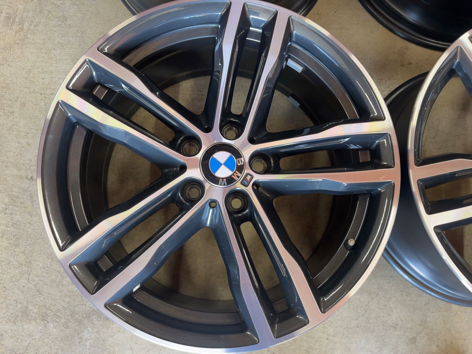BMW F30