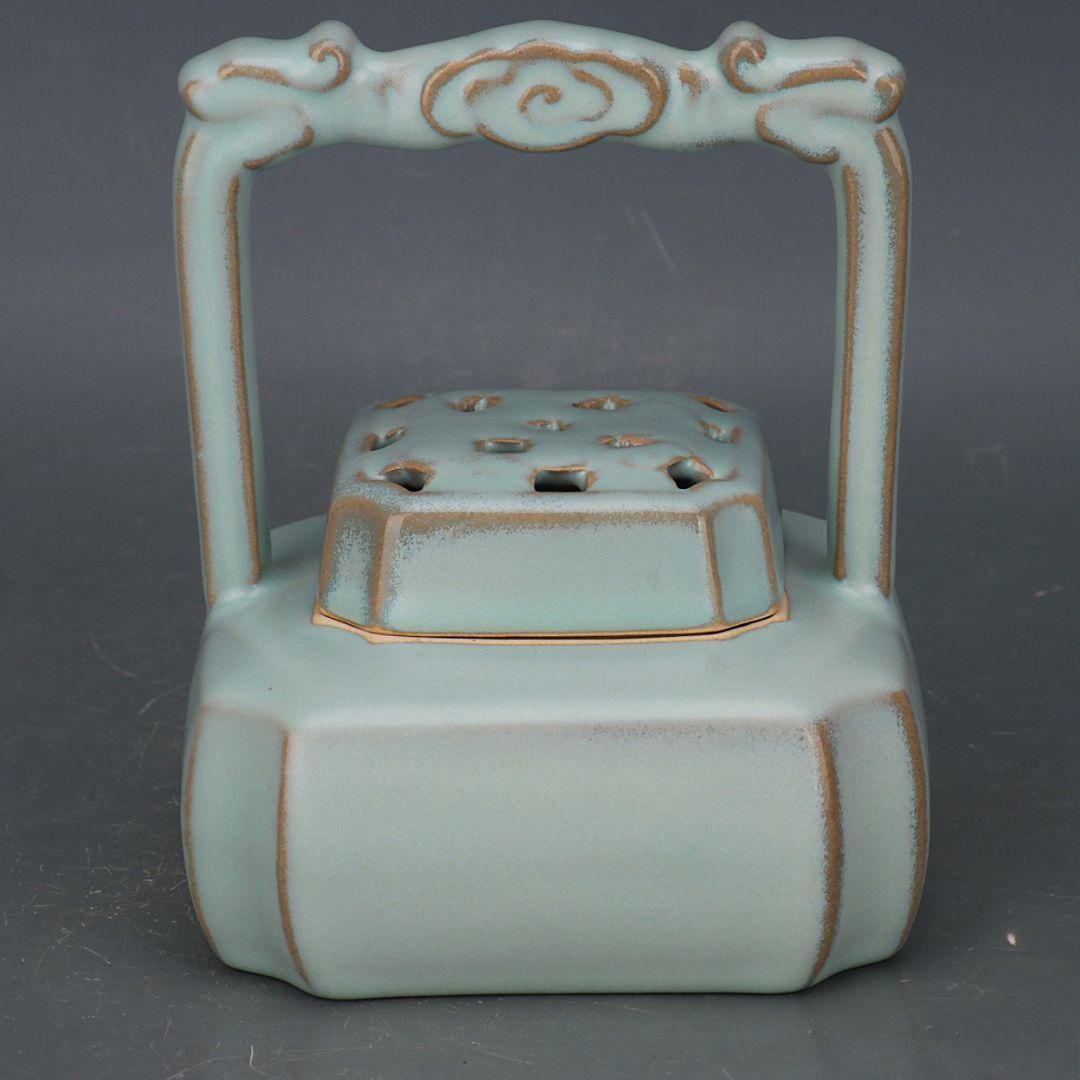 宋汝窯寿成殿皇後閣清涼寺提梁薫炉 香炉 陶磁器 装飾品 現代工芸