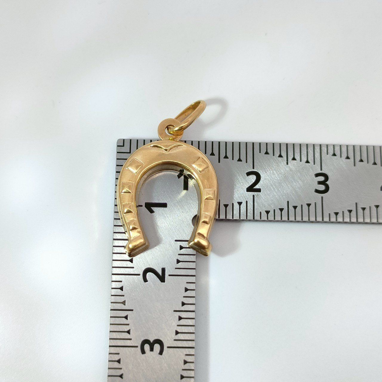 ウノアエレ　馬蹄　チャーム　K18 18金 K18 男女兼用 ウノアエレ 馬蹄デザイン ネックレス トップ
