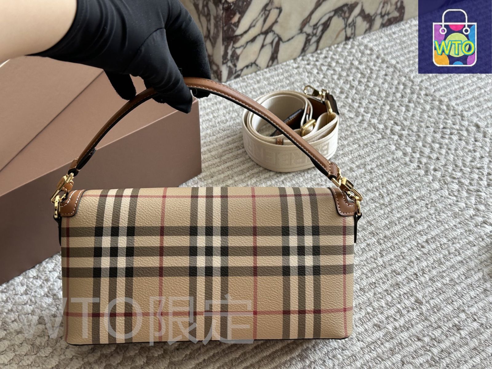 今日特価】Burberry バーバリー クラシック メッセンジャー