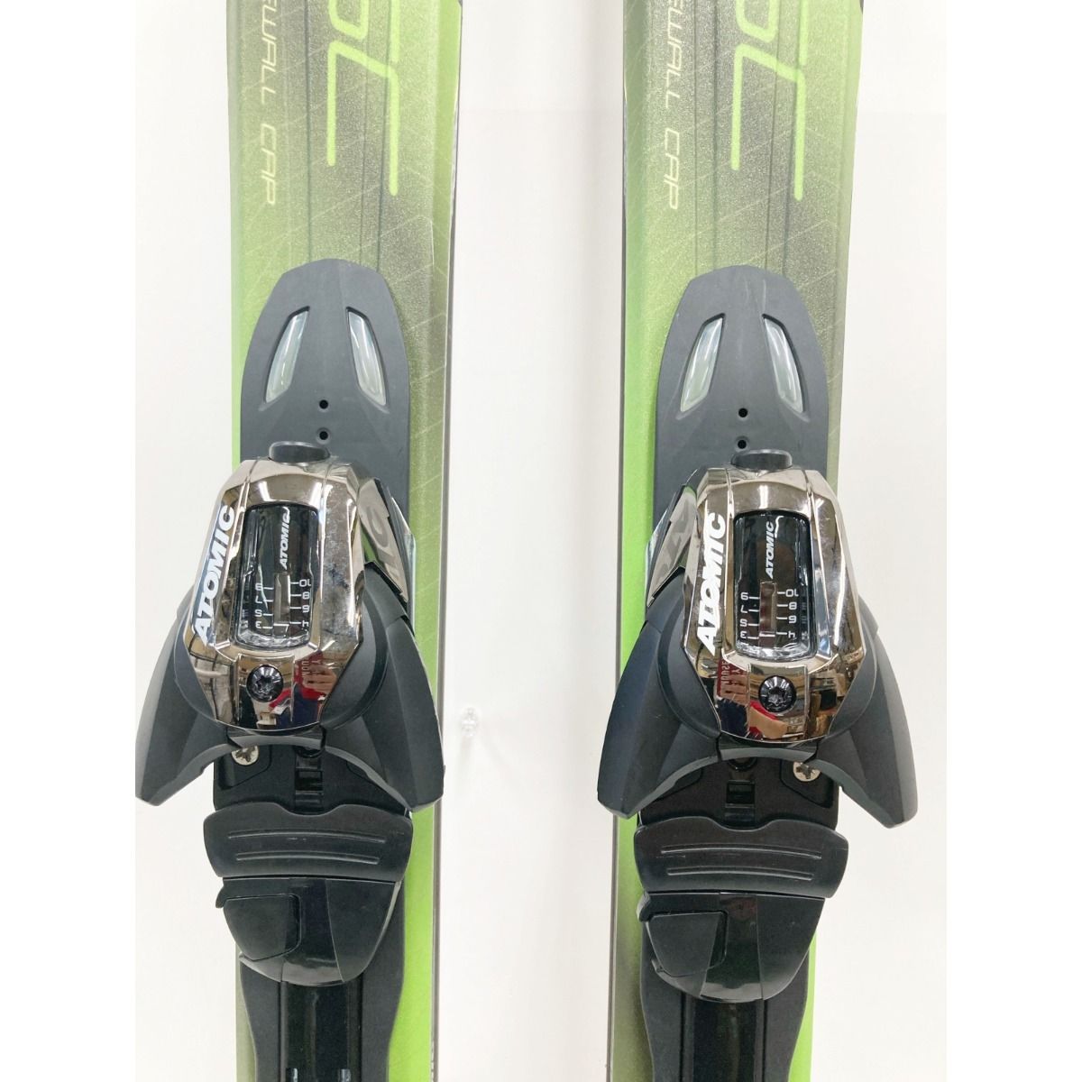 ATOMIC アトミック R-FACTOR スキー板 ボード 調整式ビンディングセット 164cm 赤 白 黒 レッド ホワイト ブラック ATOMIC XTE10 ATOMIC／アトミック カービングスキー R-FACTOR CF 164cm