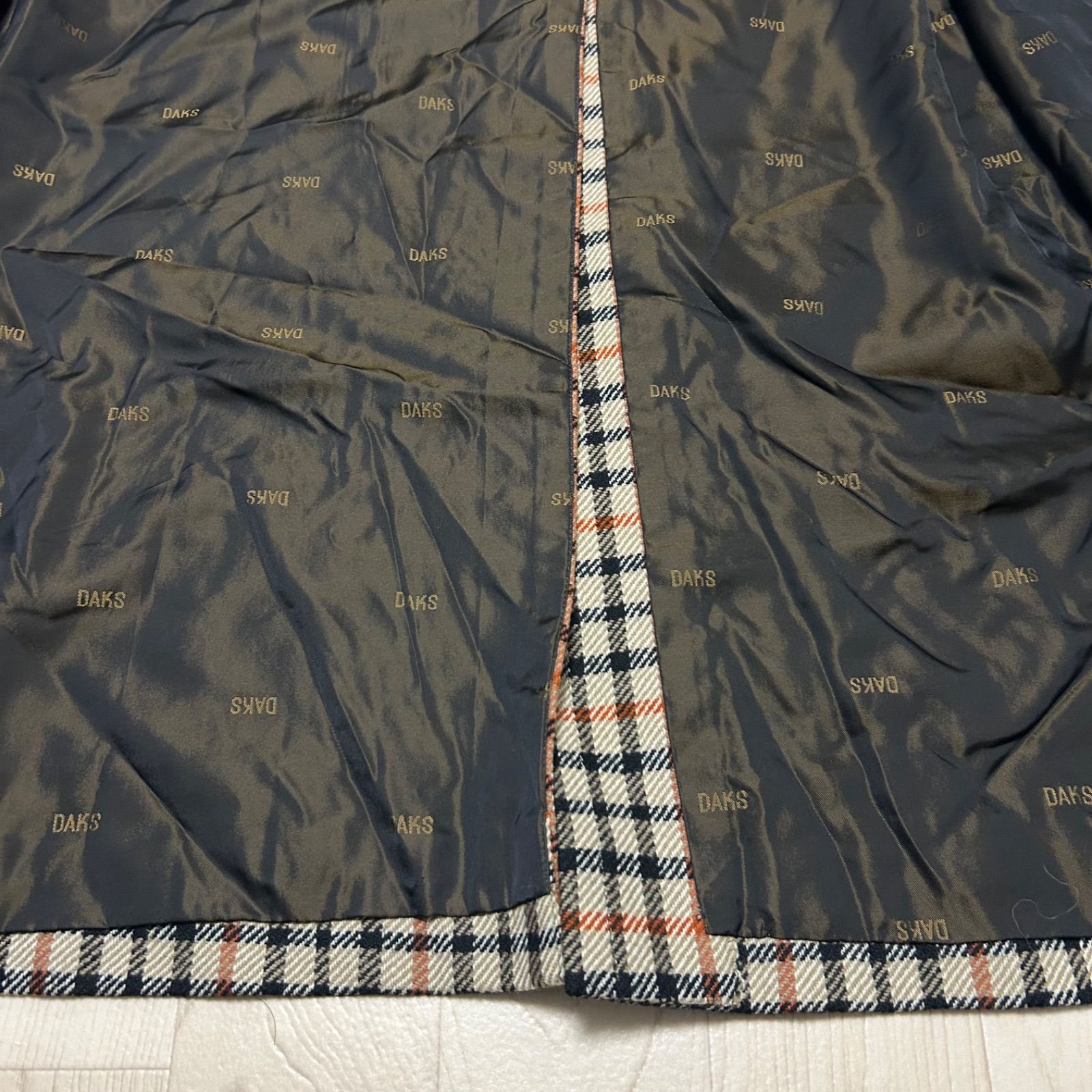 トレンチコート