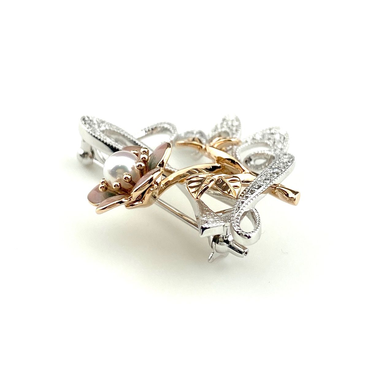 ミキモト　パールブローチ　花 MIKIMOTO ミキモト フラワーモチーフ パール 真珠 ブローチ