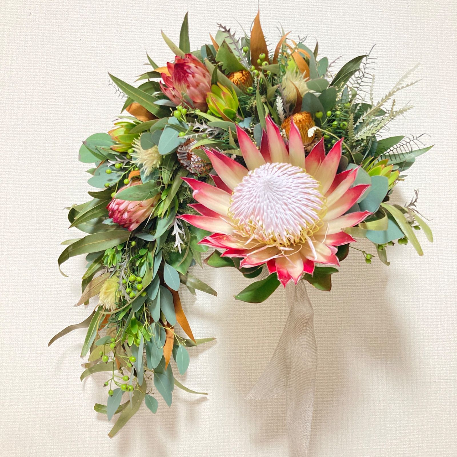 キングプロテアとバンクシアのフレッシュリース＊